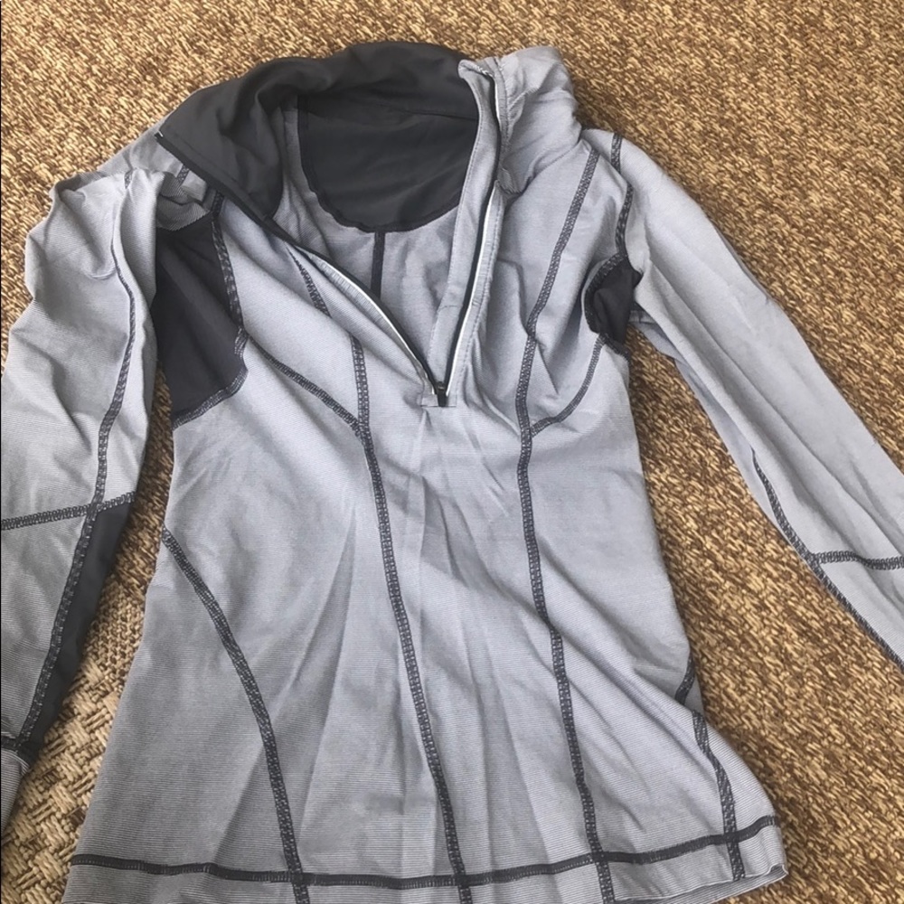 Lululemon long sleeve top